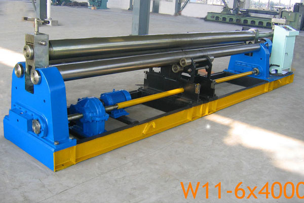 W11-60X4000機（jī）械對稱式三輥（gǔn）卷板機